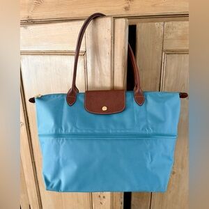 AUTH NWOT Longchamp Le Pliage Expandable Tote in Norway